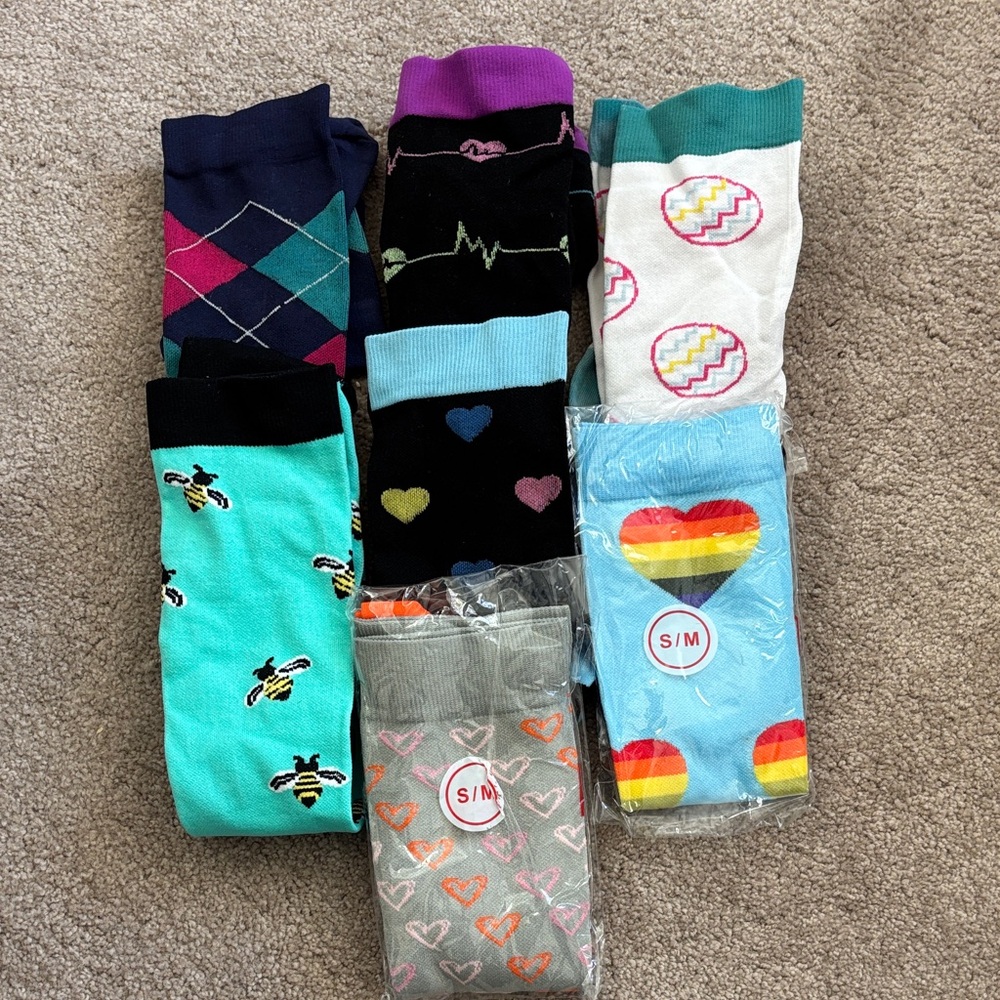 Colorful Patterned Womens Support Knee High Socks. 7 pair. Size S/M. Fits 6-8.